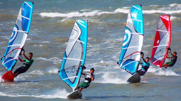 stage de windsurf au Brésil