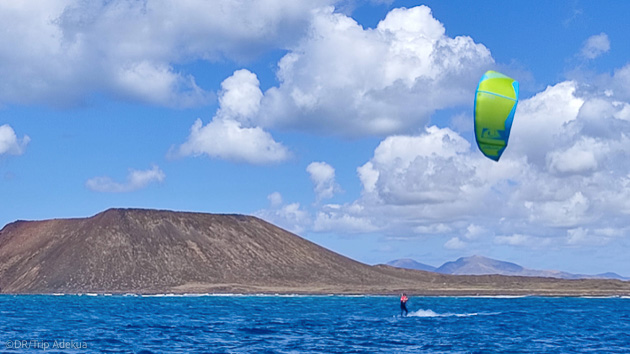 Des vacances kitesurf inoubliables à Fuerteventura