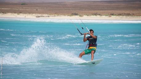 Stage découverte du kitesurf à Boa Vista au Cap Vert