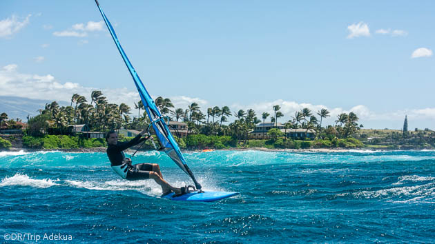 Découvrez les meilleurs spots de winsdsurf de Maui