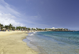 Vivez une belle expérience glisse et découverte à Lanzarote - voyages adékua
