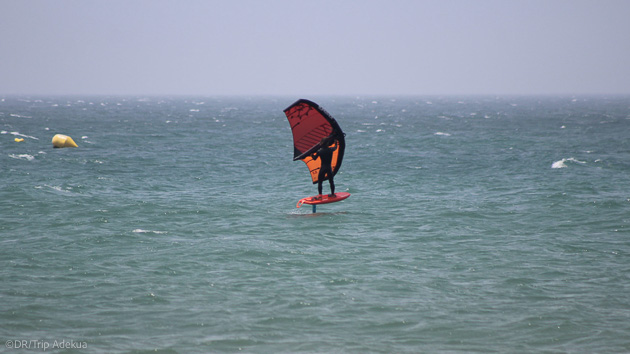 Vacances wingfoil au Maroc avec cours matériel et yoga