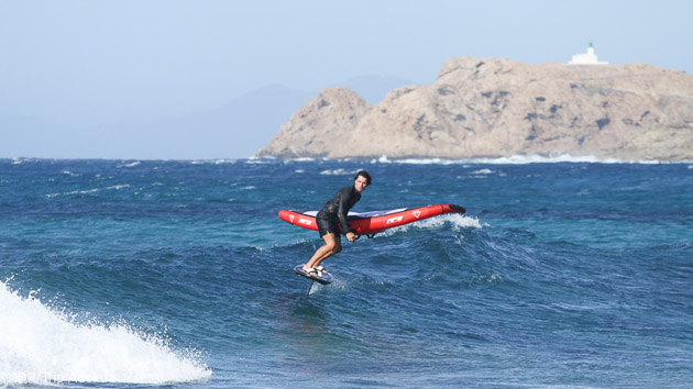 Séjour wingfoil avec stage sur les spots de Calvi en Corse